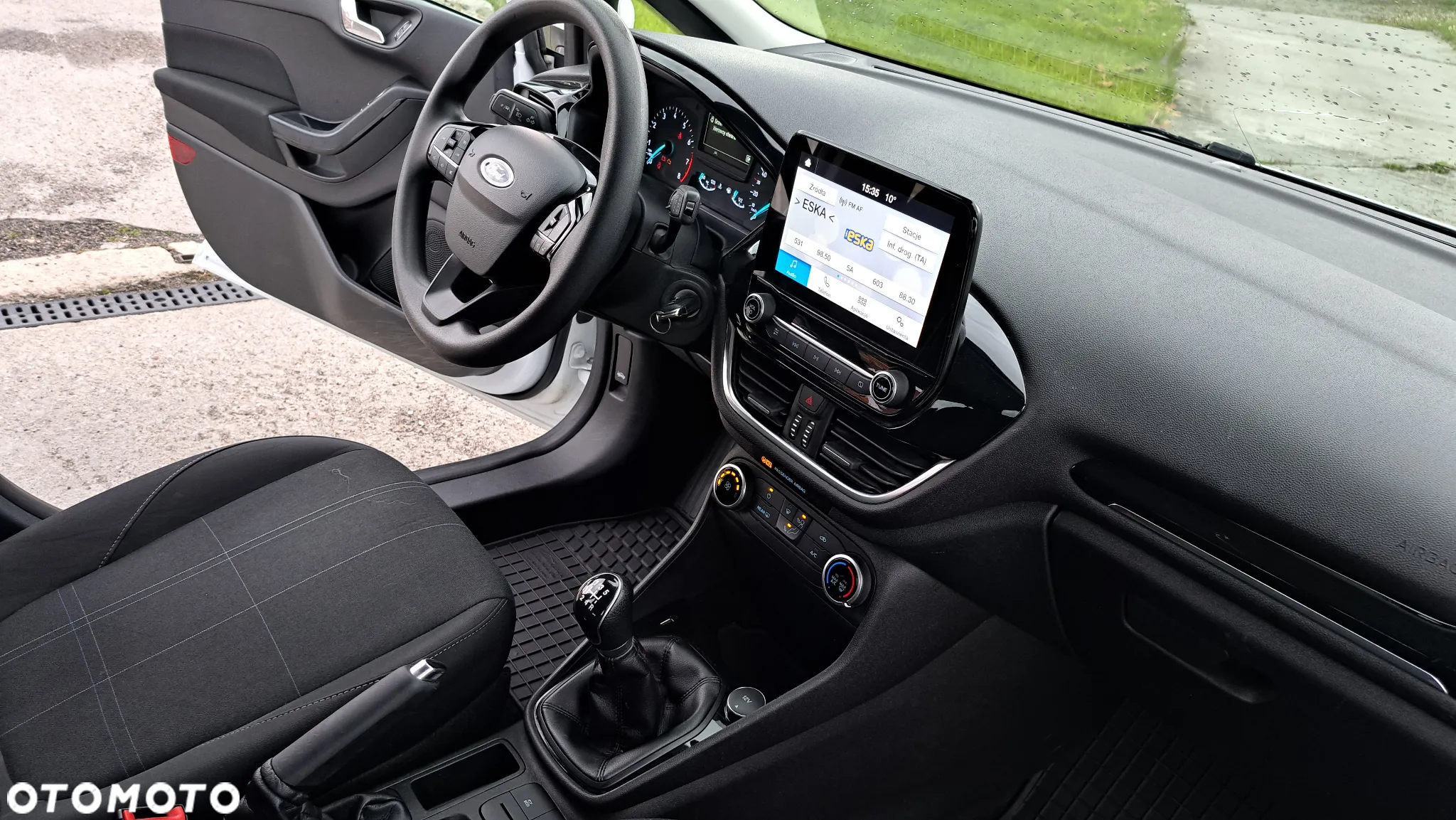 Ford Fiesta 1.1 S&S COOL&CONNECT - 8