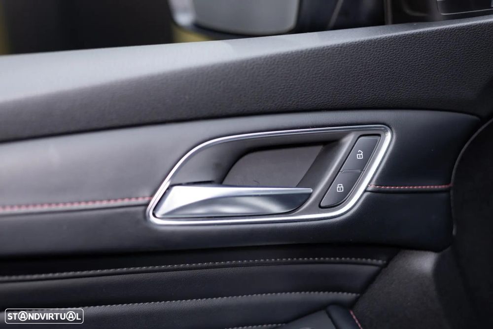 MG EHS 1.5 T-GDI Plug-in Hybrid Luxury - 35