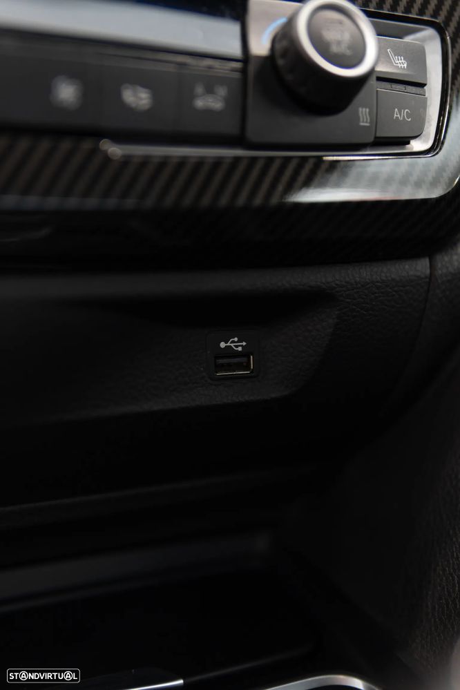 BMW M4 DKG Competition - 43