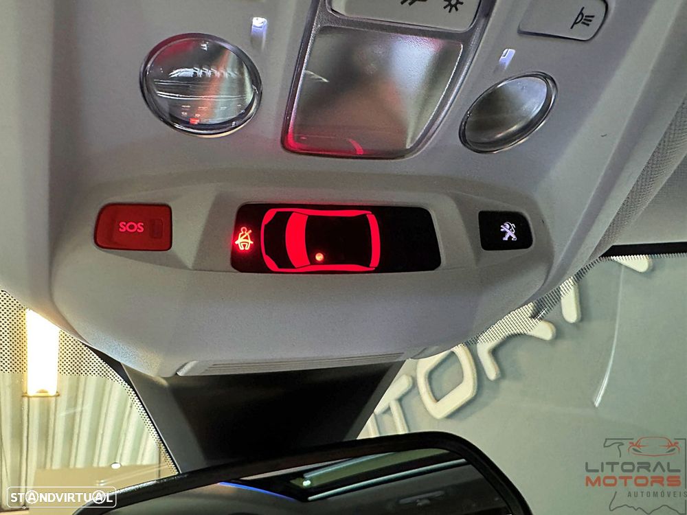 Peugeot 3008 1.2 PureTech GT Pack EAT8 - 23