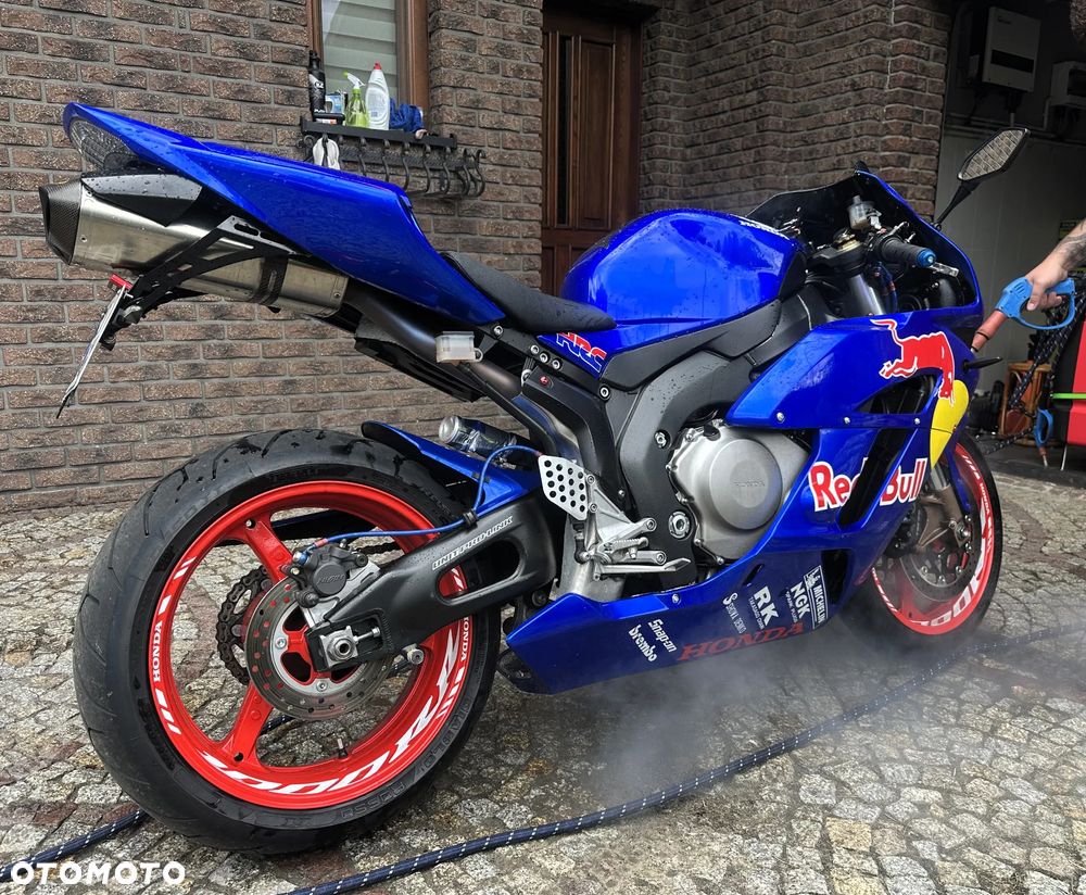 Honda CBR - 29