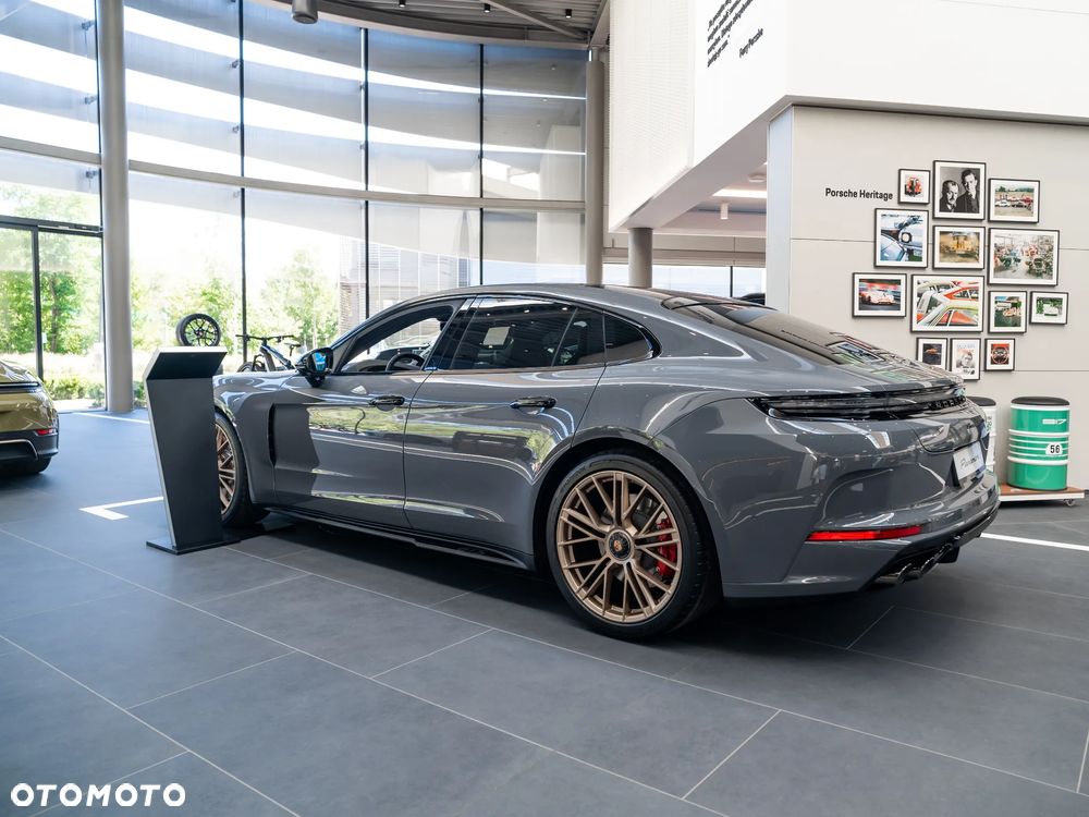 Porsche Panamera GTS - 3
