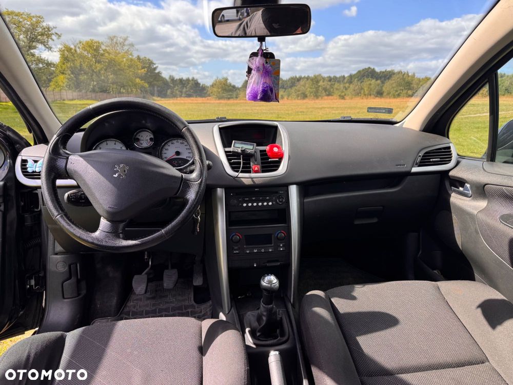 Peugeot 207 - 5