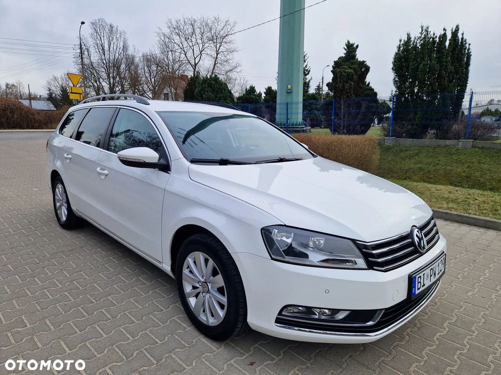 Volkswagen Passat - 12