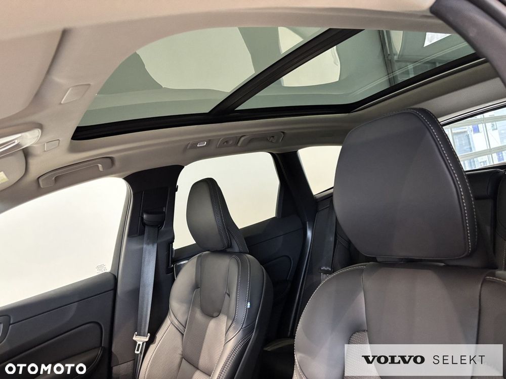 Volvo XC 60 - 22