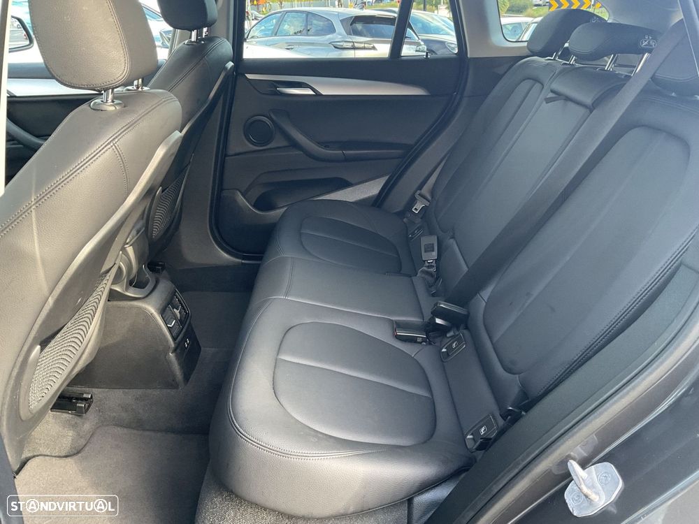 BMW X1 25 e xDrive - 36