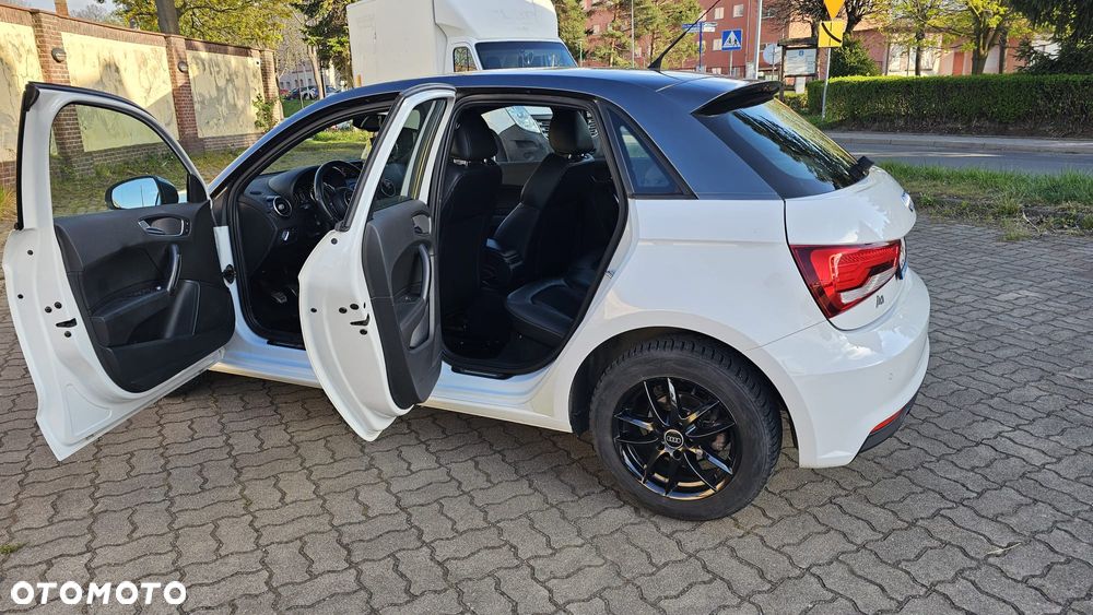 Audi A1 Sportback 1.4 TDI - 4