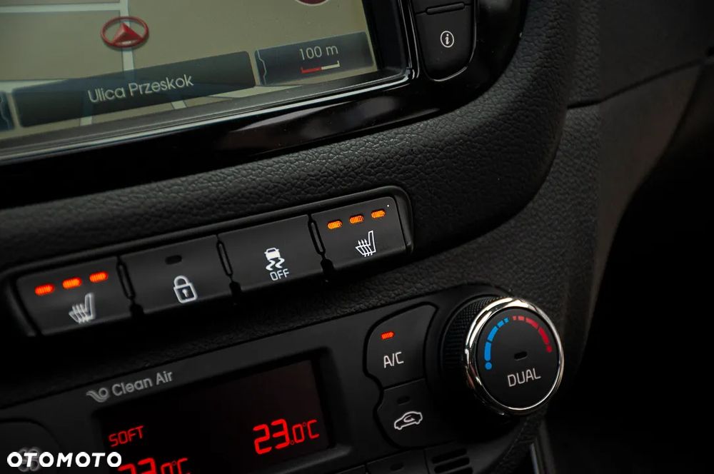 Kia Ceed 1.6 CRDi 136 DCT ISG Platinum Edition - 23