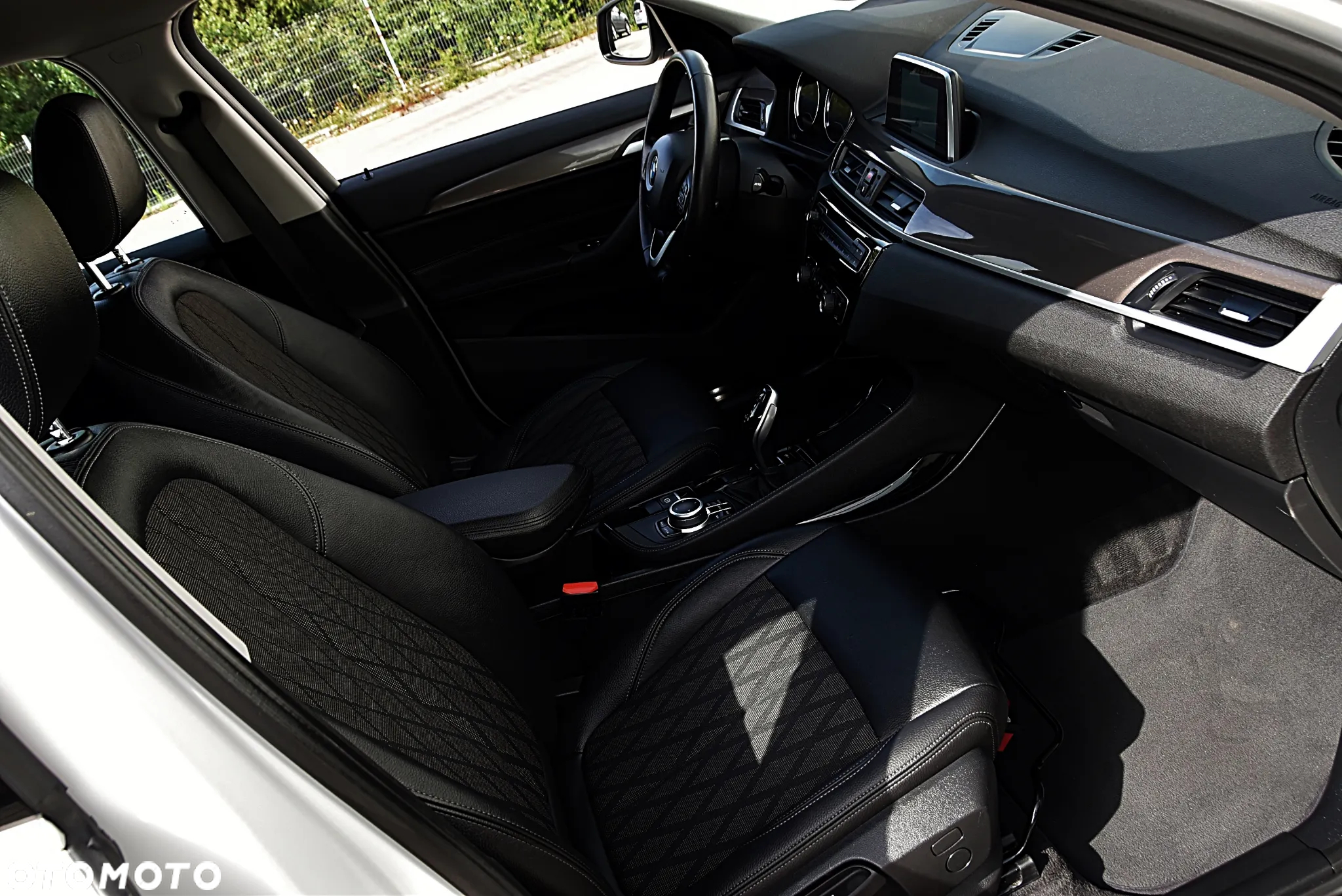 BMW X1 sDrive18i GPF xLine - 18