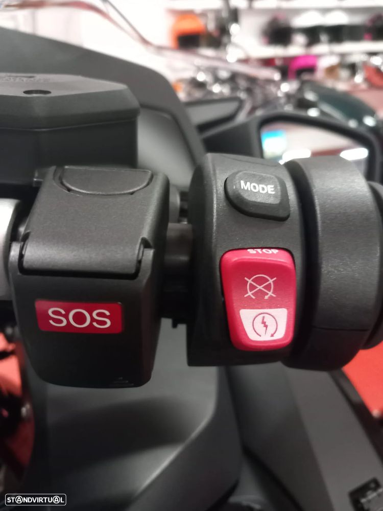 BMW R 1250 RT Triple Black 2024 - 12