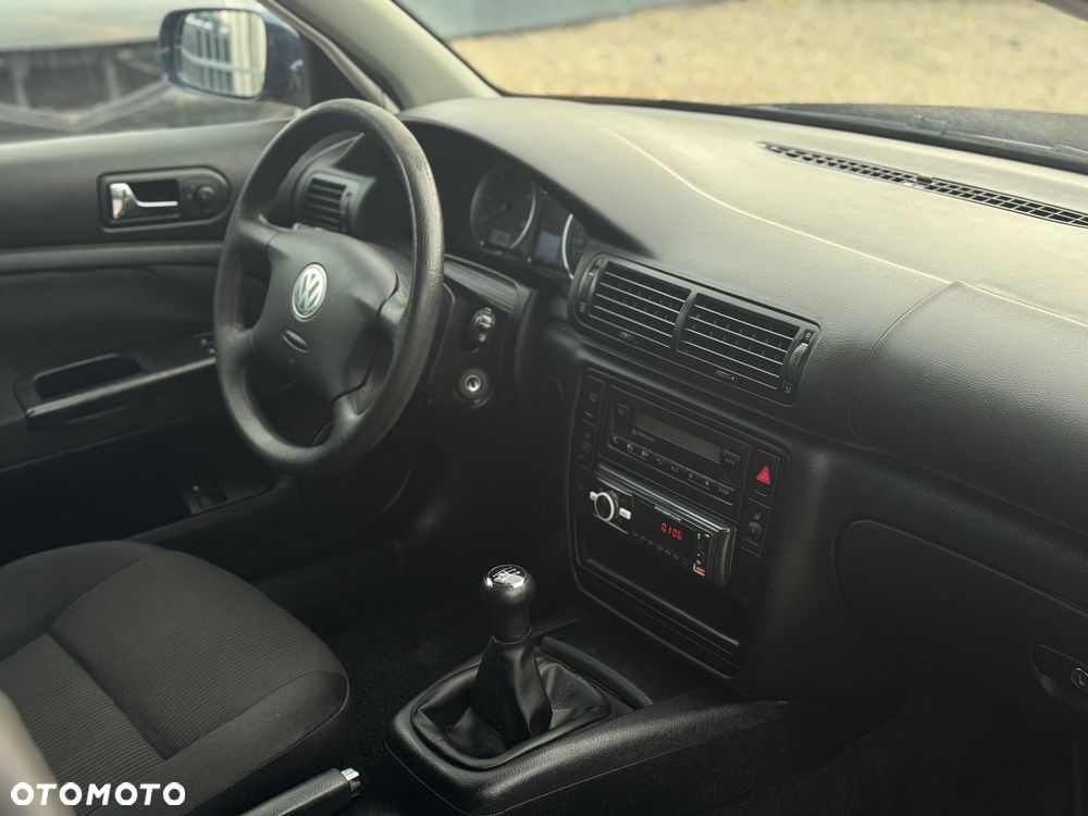 Volkswagen Passat ver-1-9-tdi-comfortline - 23