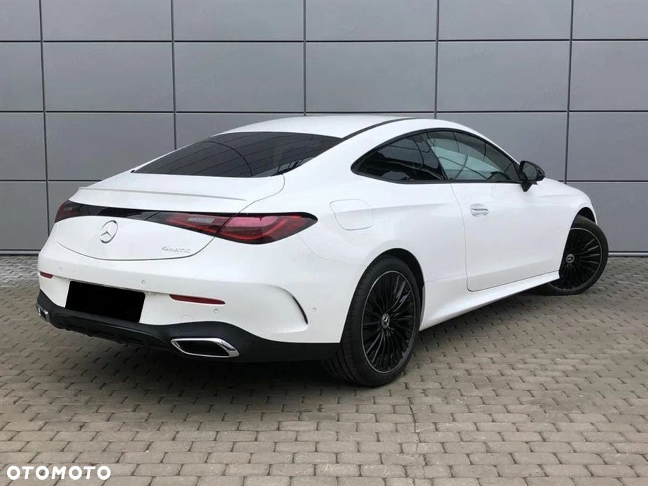 Mercedes-Benz CLE 300 mHEV 4-Matic AMG Line - 5