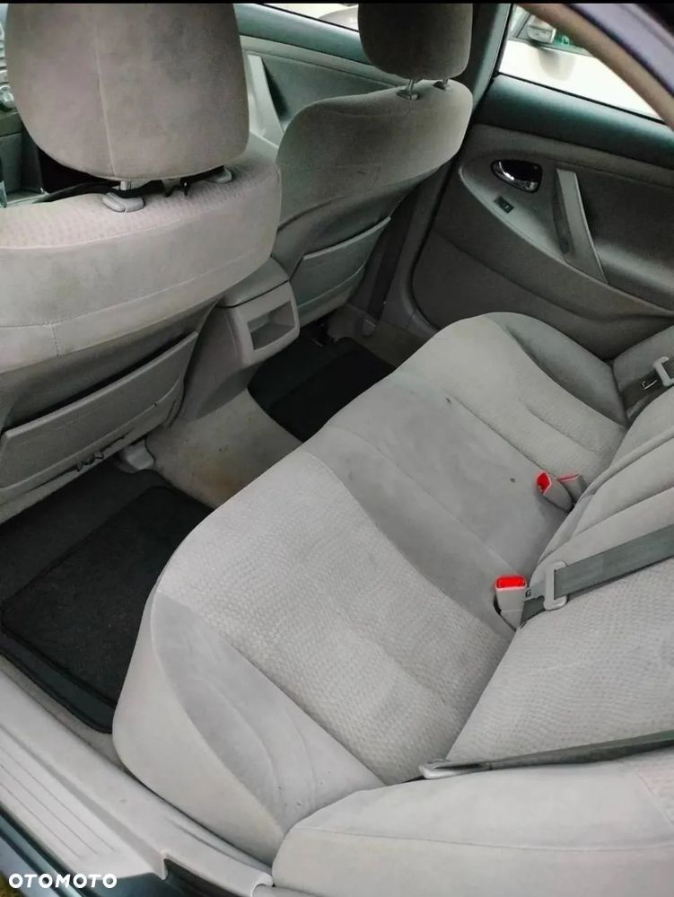 Toyota Camry 2.5 SE - 9