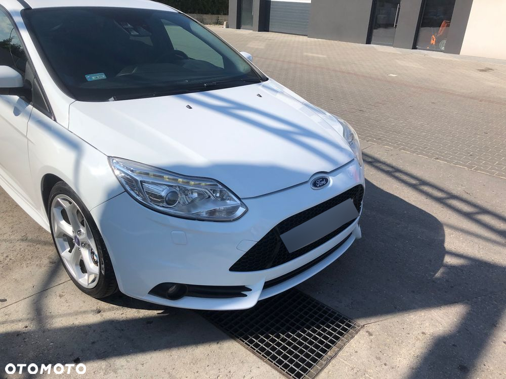 Ford Focus 2.0 EcoBoost ST - 3