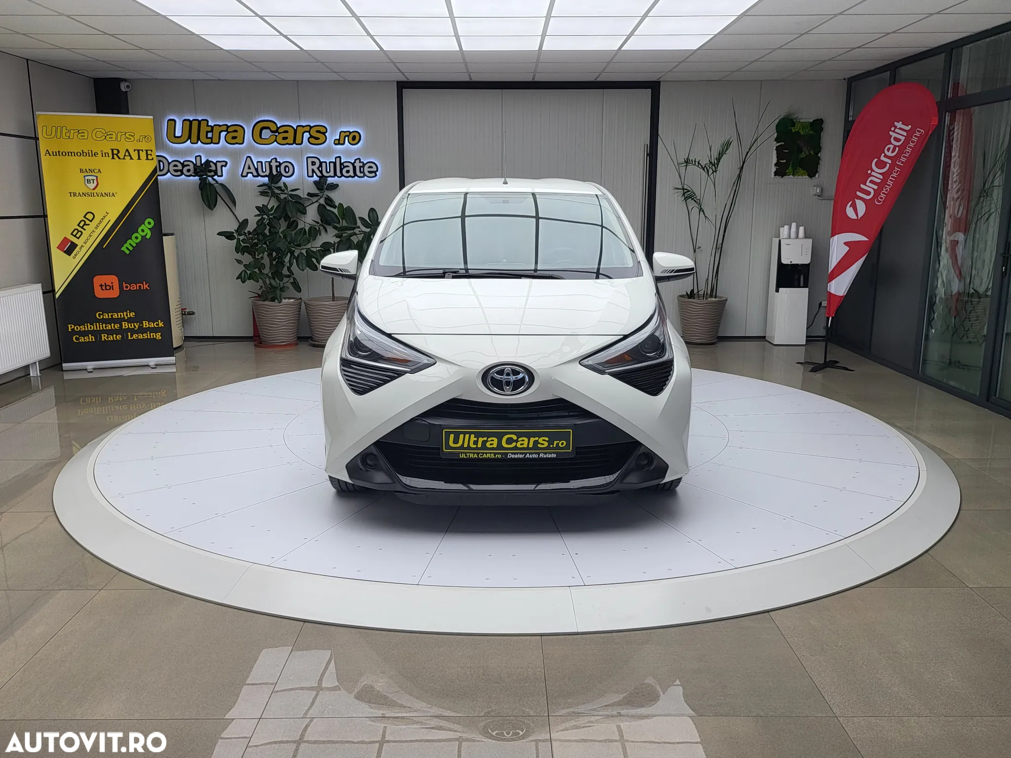 Toyota Aygo 1.0 VVY-I 5 usi X-connect - 8
