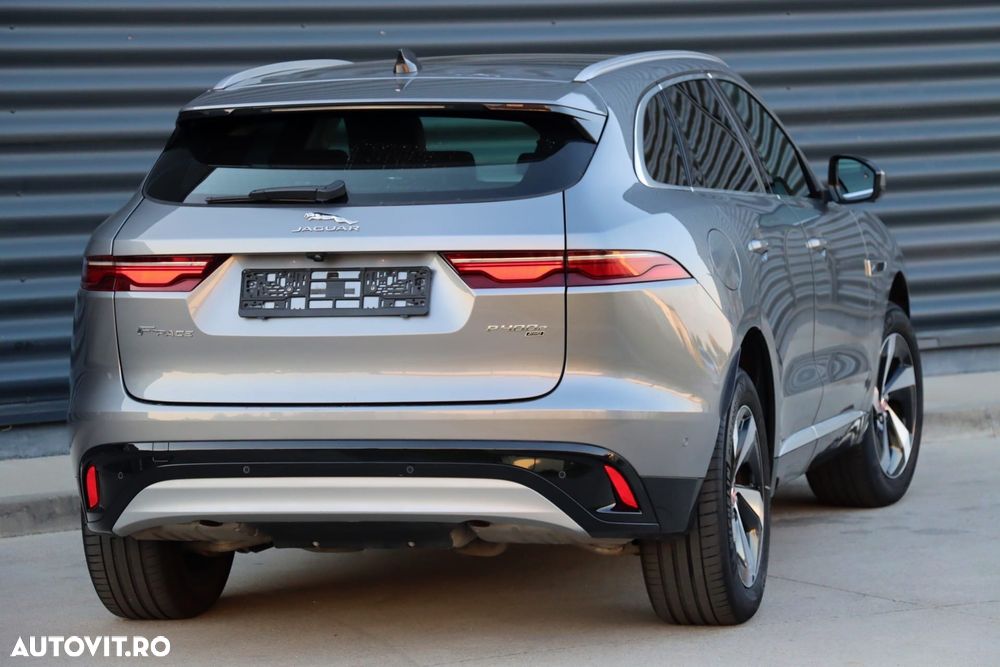 Jaguar F-Pace P400e AWD R-Dynamic HSE - 30