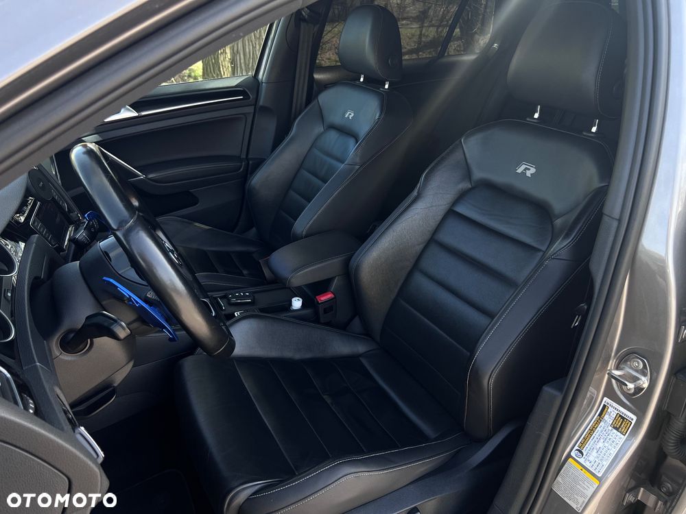 Volkswagen Golf VII 2.0 TSI BMT 4Mot R DSG - 19