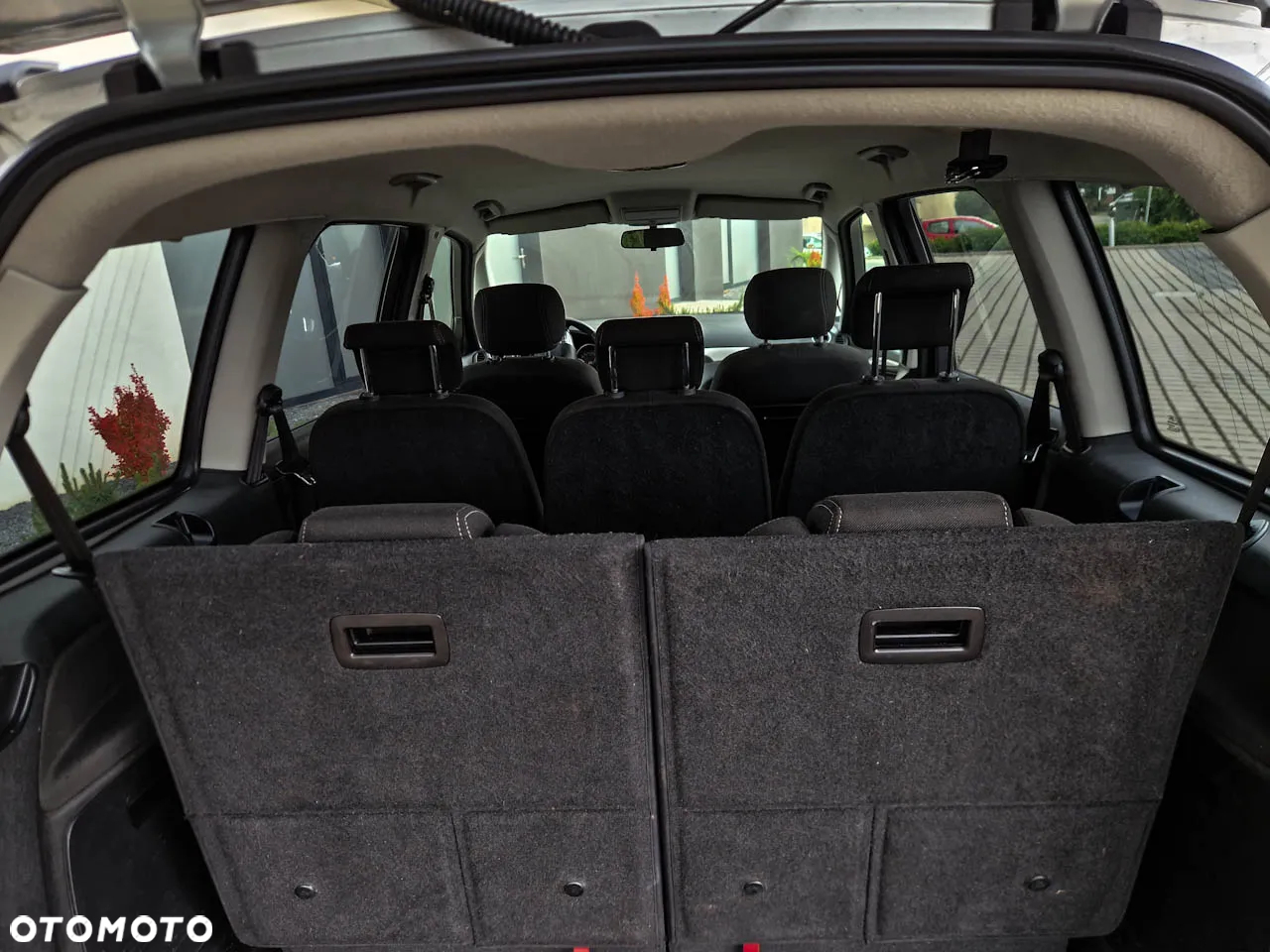 Ford Galaxy 2.0 TDCi Titanium - 13