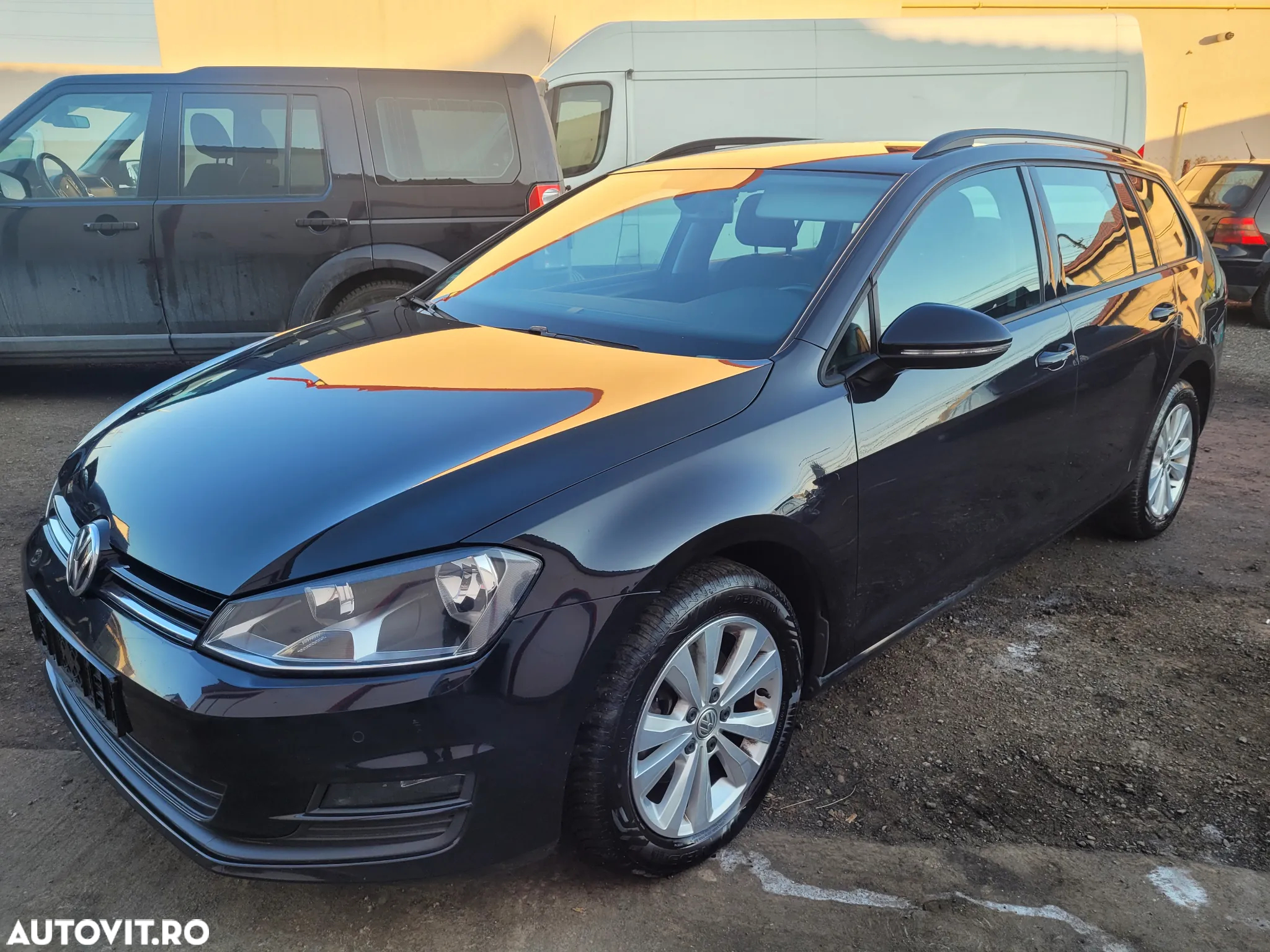 Volkswagen Golf Variant 1.6 TDI BlueMotion Technology Comfortline - 2