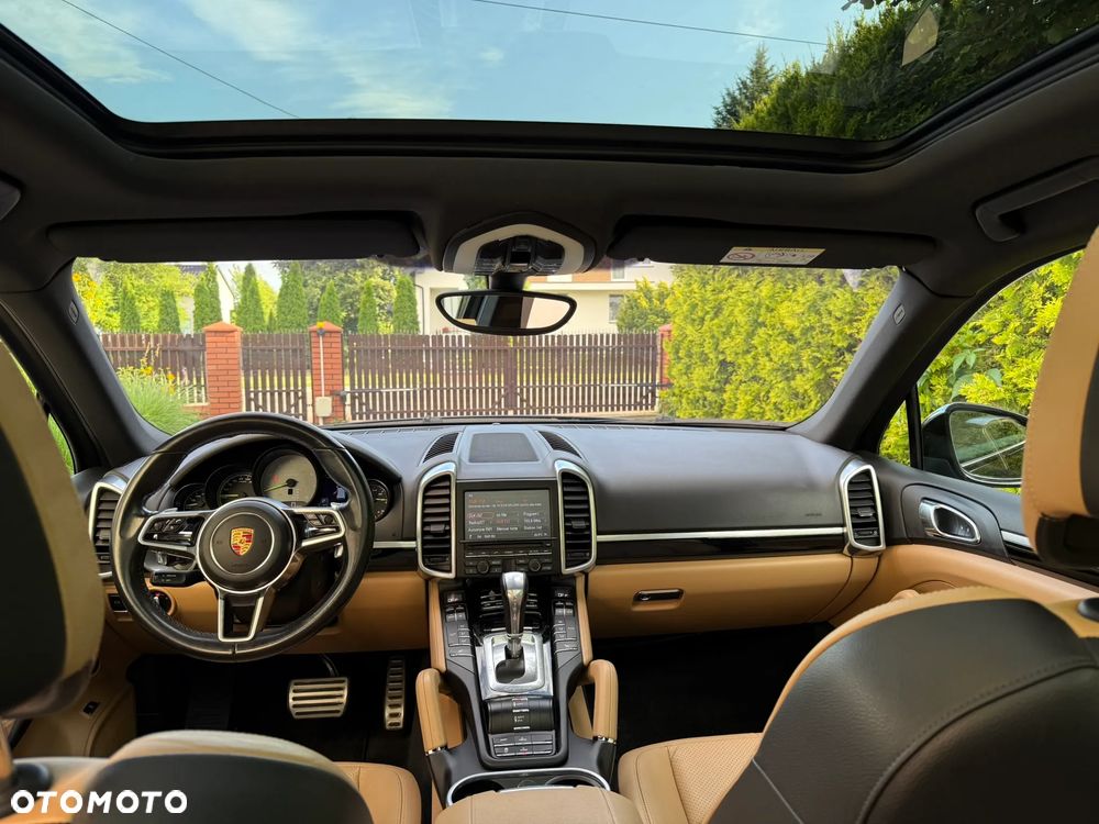 Porsche Cayenne S E-Hybrid - 21