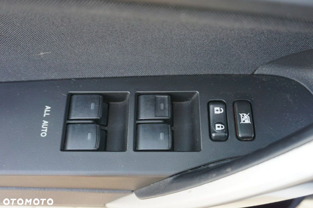 Toyota Auris - 14