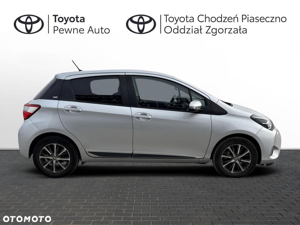Toyota Yaris - 7