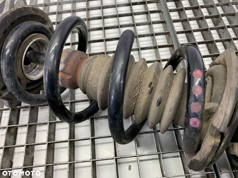 AMORTYZATOR PRAWY PRZÓD ZE SPRĘŻYNĄ  AUDI A7 Sportback (4GA, 4GF) 2010 - 2018 RS7 quattro 412 kW - 4