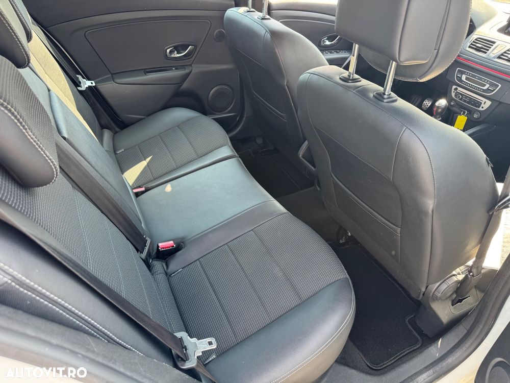 Renault Megane - 11