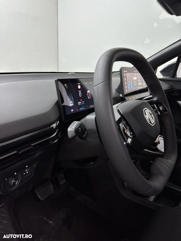 MG MG4 EV 51 kWh Explore - 12