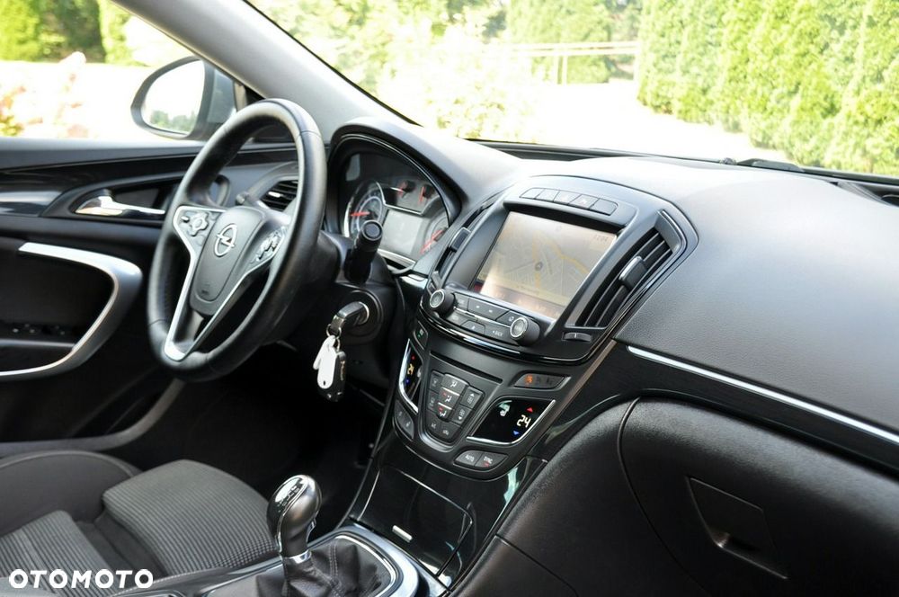 Opel Insignia - 18