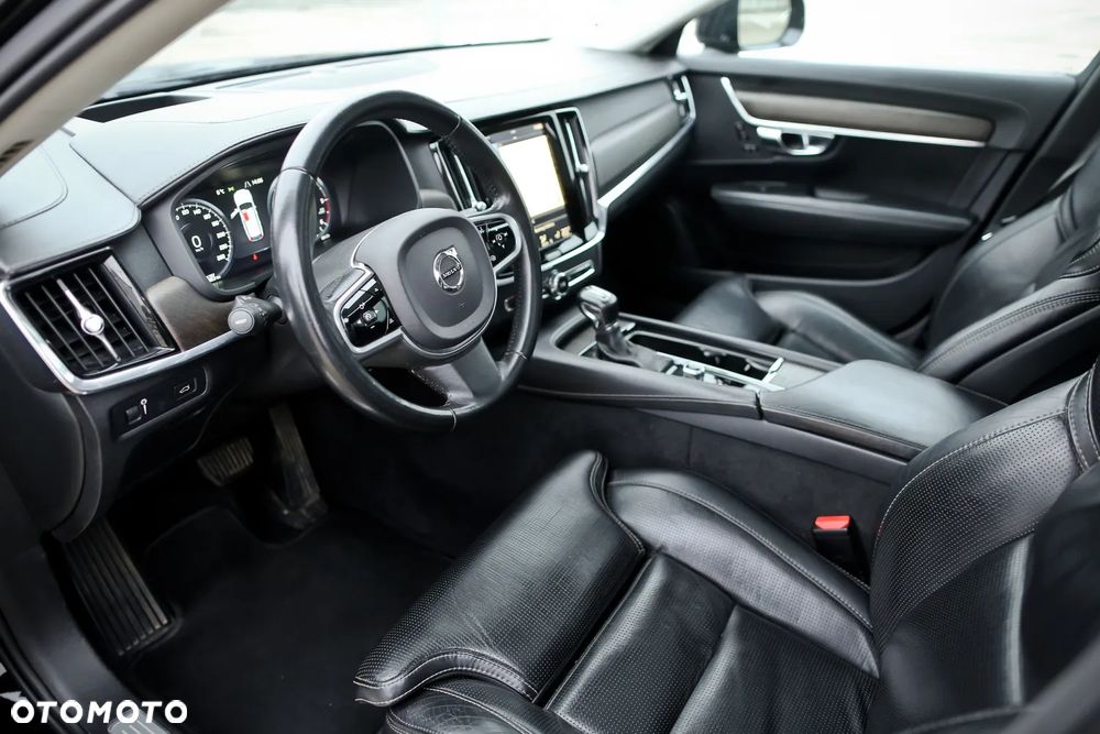 Volvo V90 Cross Country D5 SCR AWD Pro - 18