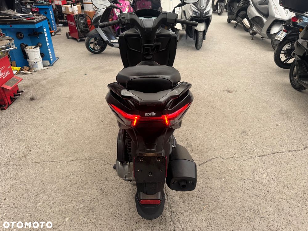Aprilia SR - 19