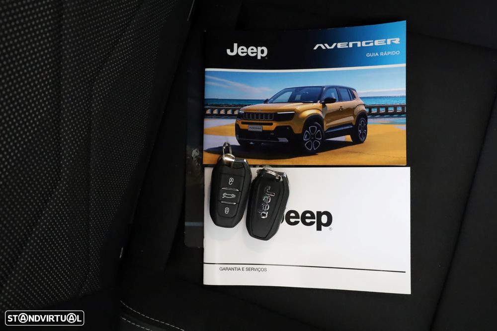 Jeep Avenger 1.2 GSE T3 Altitude - 60