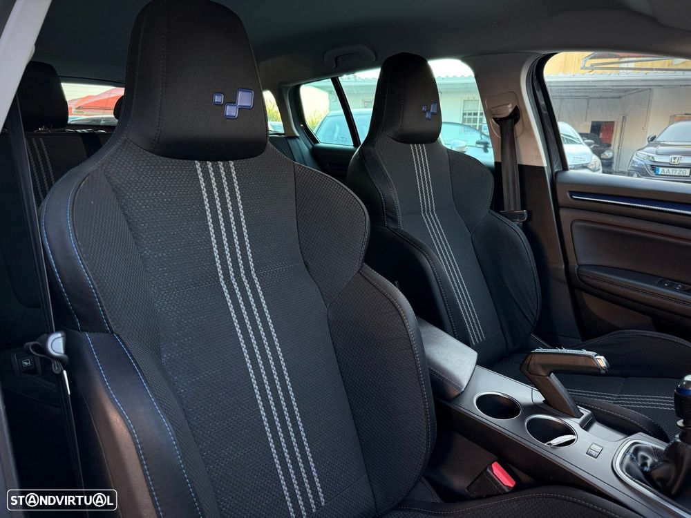 Renault Mégane Sport Tourer 1.5 dCi GT Line J18 - 6