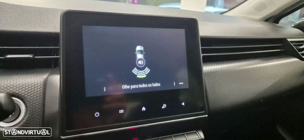 Renault Clio 1.0 TCe Evolution - 27