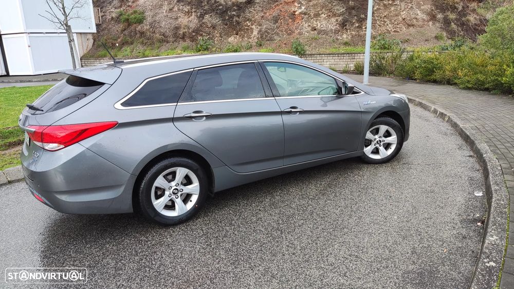 Hyundai i40 SW 1.7 CRDi Blue Comfort - 24