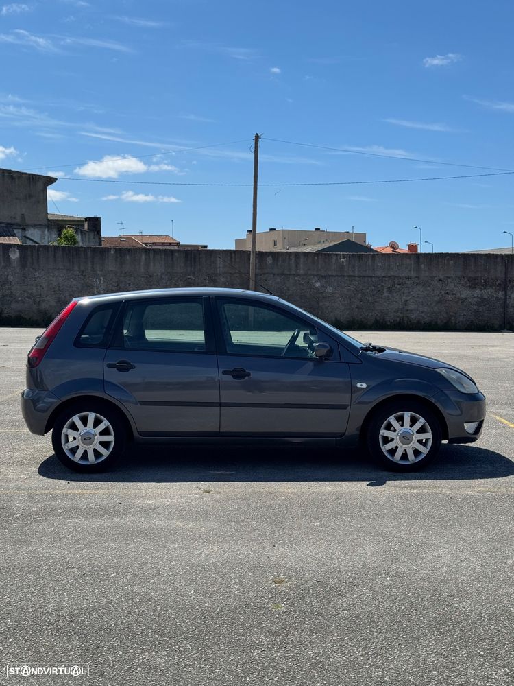 Ford Fiesta 1.4 TDCi Centennial - 6