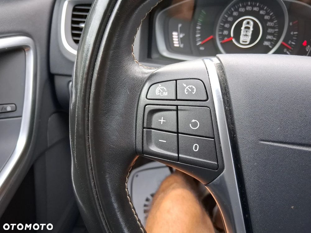 Volvo V60 - 22