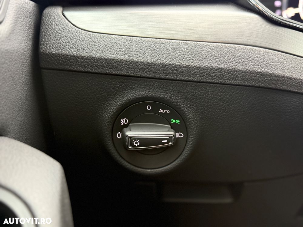 Skoda Superb 2.0 TDI DSG Premium Edition - 13