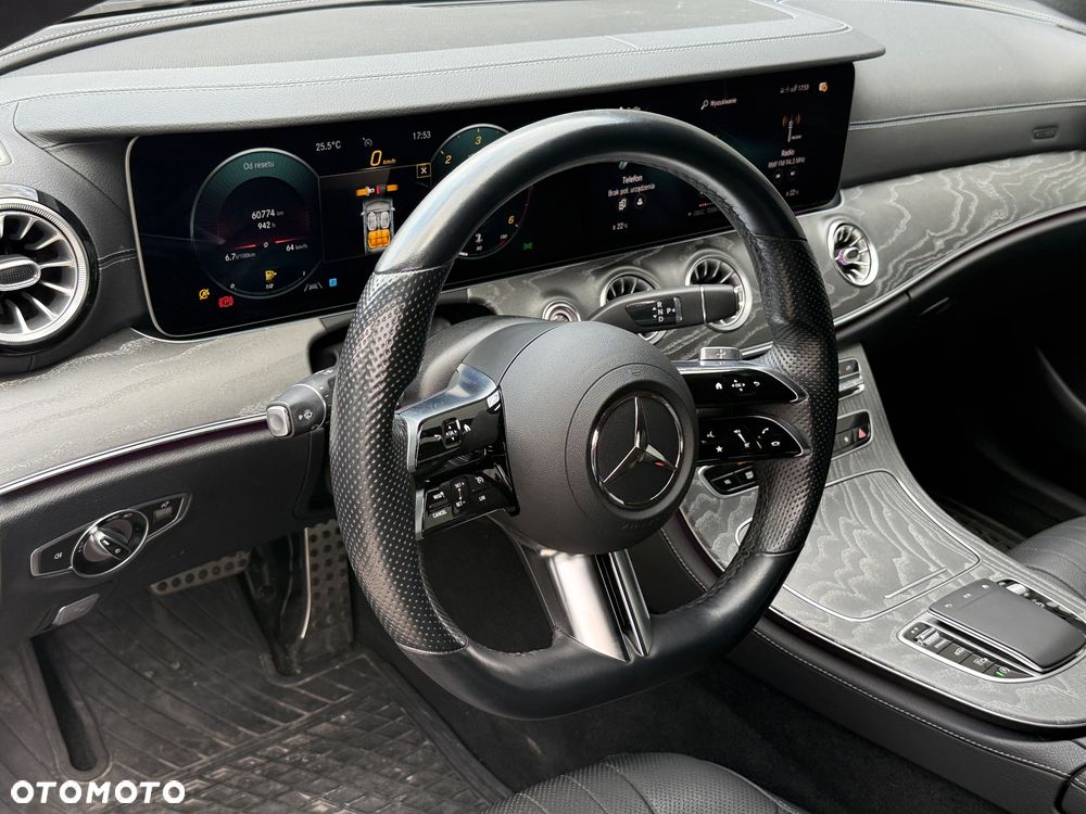 Mercedes-Benz CLS 400 d 4-Matic AMG - 35