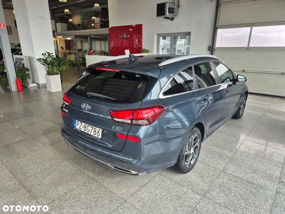 Hyundai i30 1.5 T-GDI 48V Comfort DCT - 12
