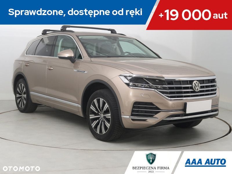 Volkswagen Touareg - 2