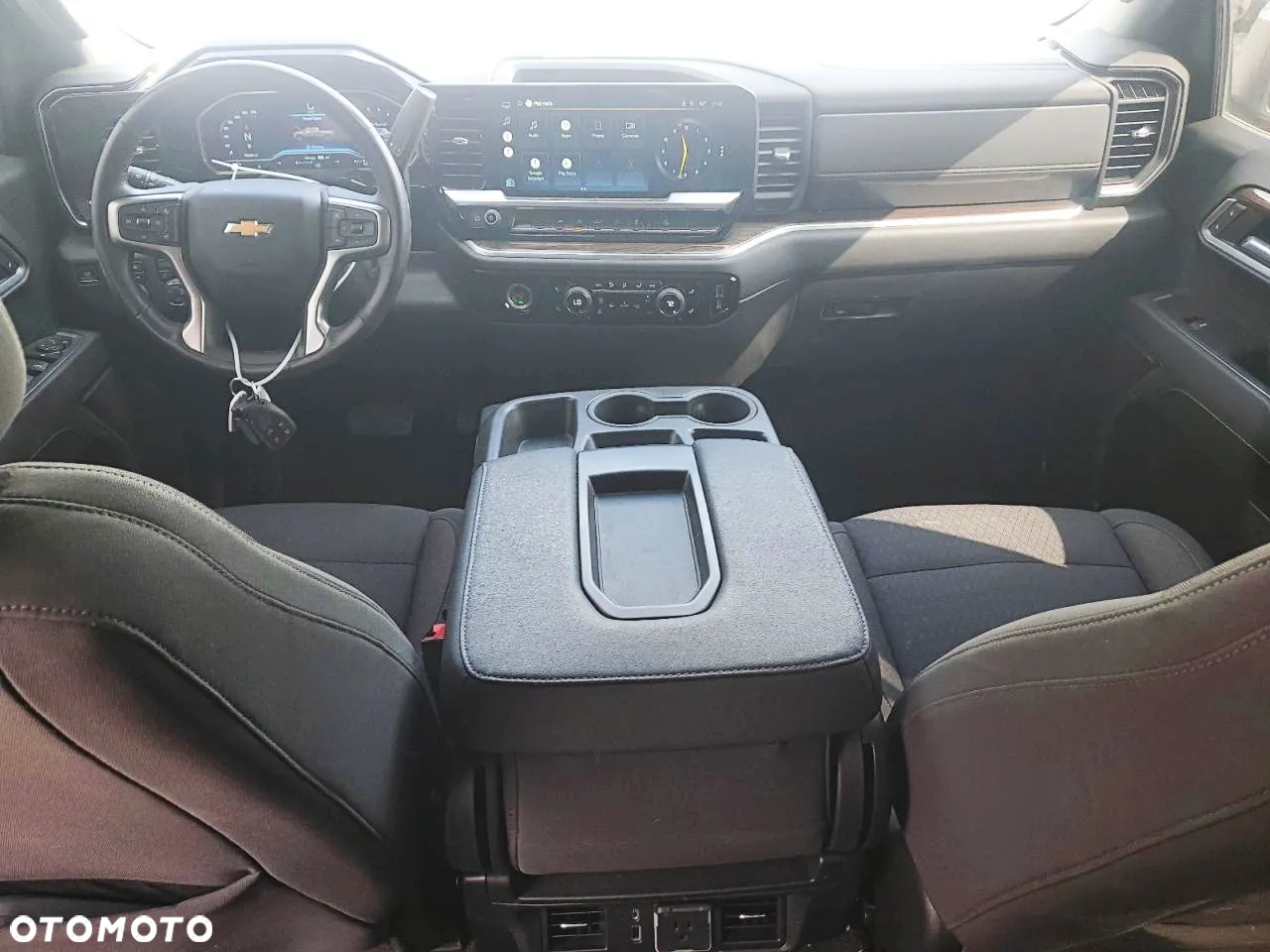 Chevrolet Silverado - 8