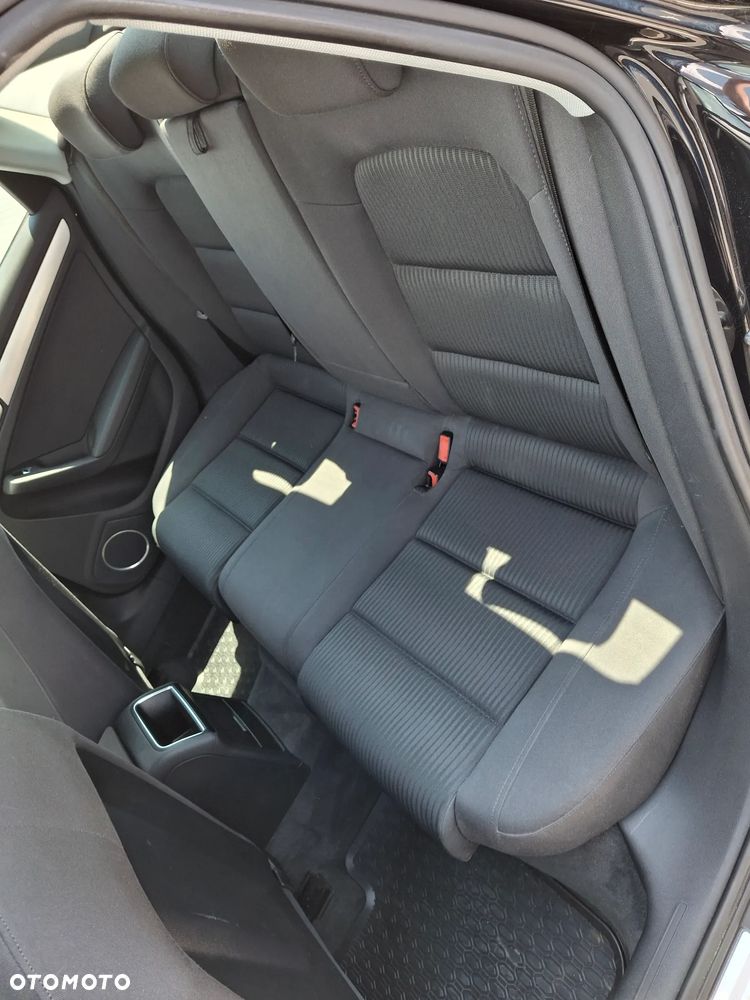 Audi A4 Limousine 2.0 TDI DPF Attraction - 11