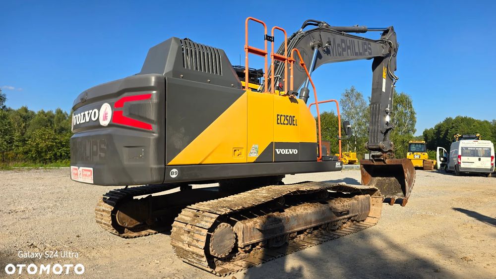 Volvo Ec250 - 17