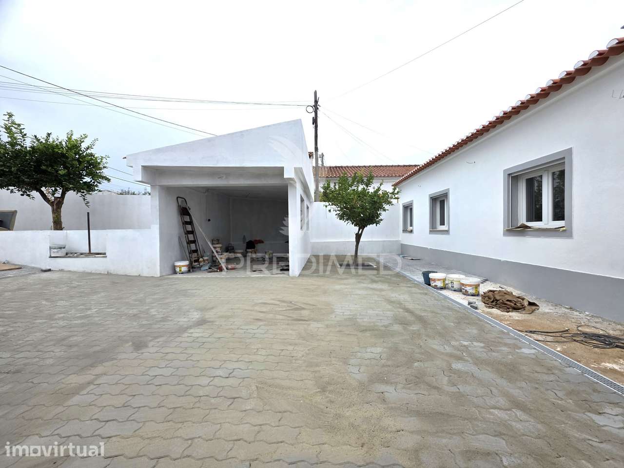 Moradia T3, em fase de Remodelação – Meia Via, Torres Novas - Grande imagem: 2/31