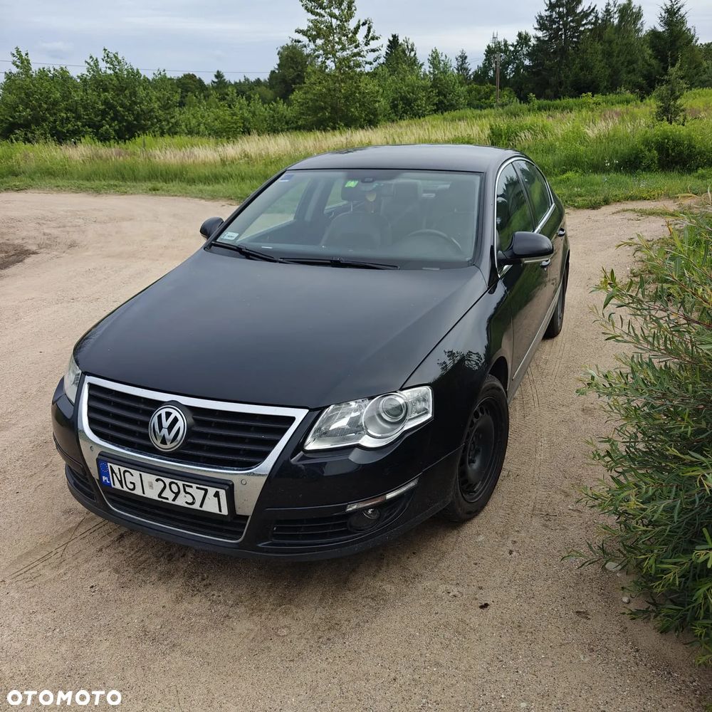 Volkswagen Passat 2.0 TDI Highline - 13