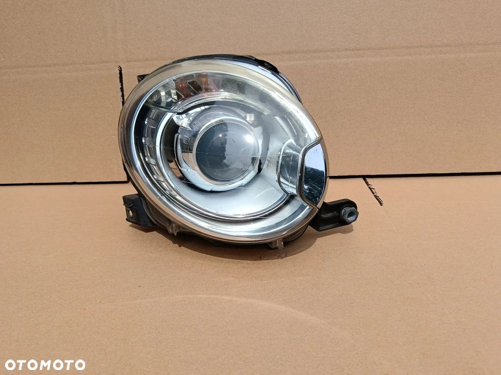 Bi-xenon przedni prawy Fiat 500 lampa reflektor