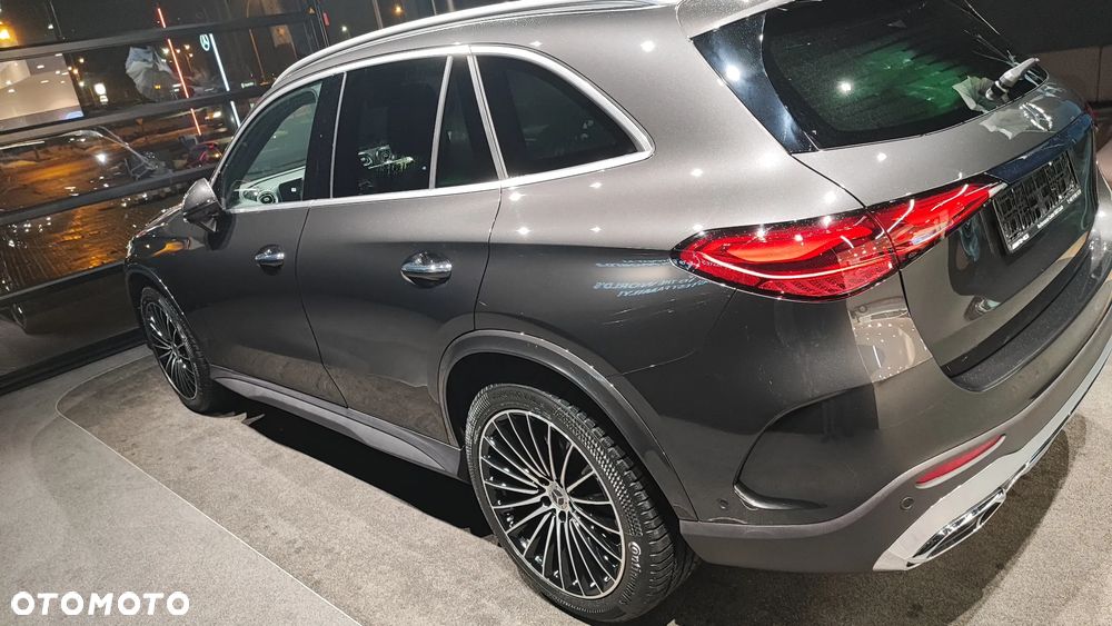 Mercedes-Benz GLC - 2