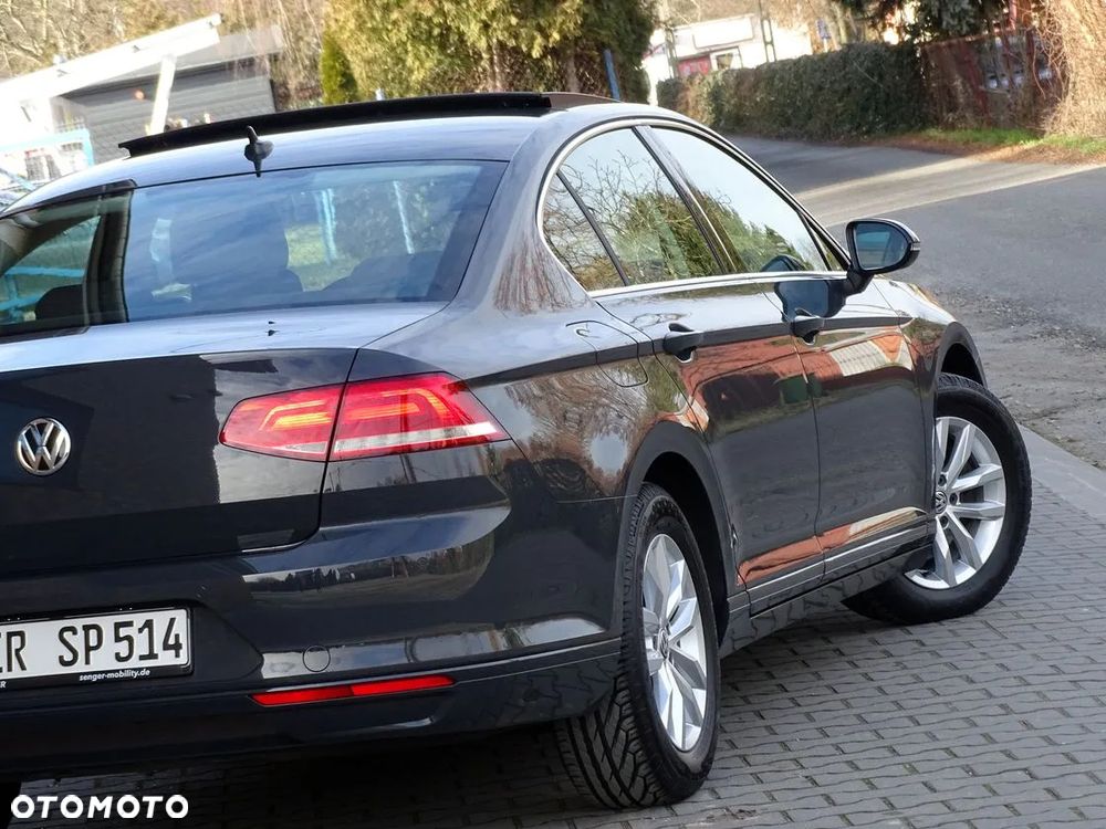 Volkswagen Passat 2.0 TDI BMT Comfortline - 17
